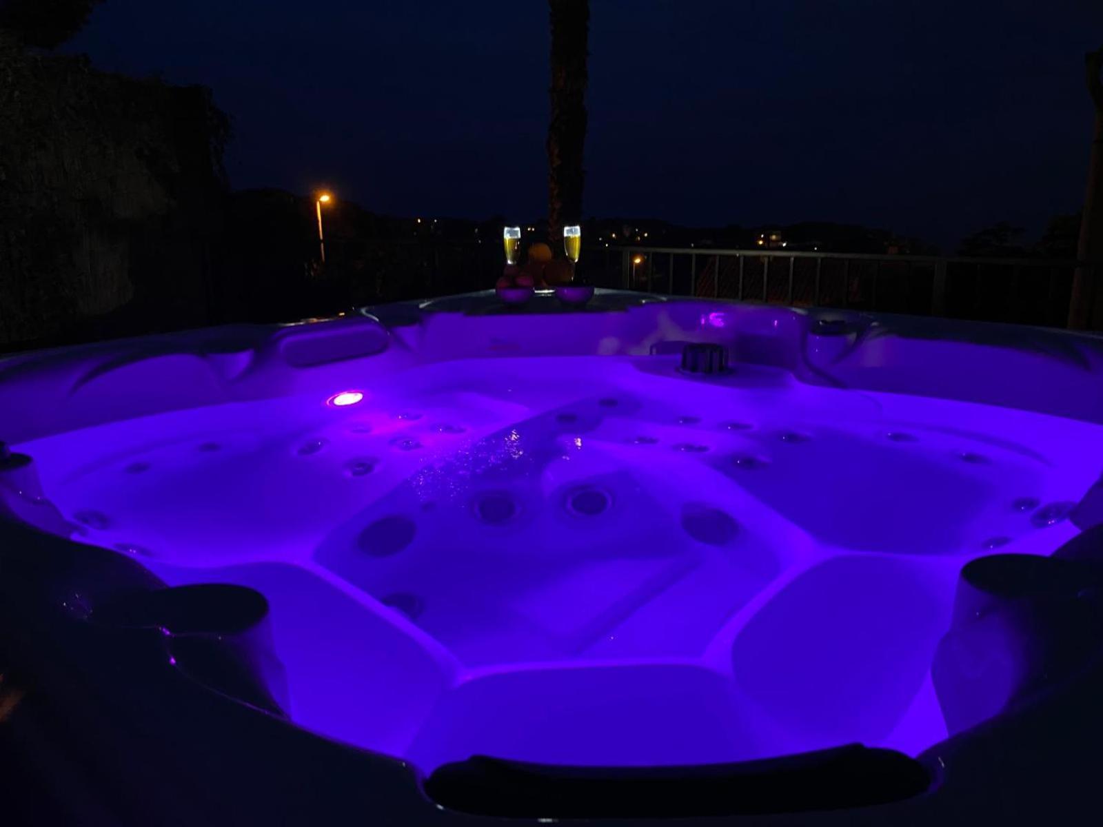 Duna House - With Views Of The Appartamento *